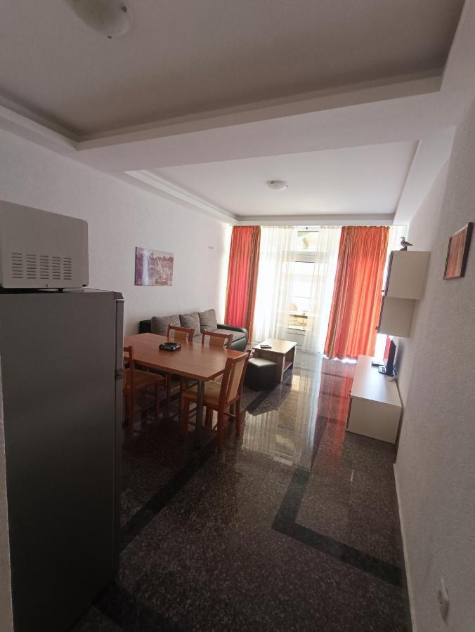 Apartmani Centar Starigrad Paklenica Extérieur photo