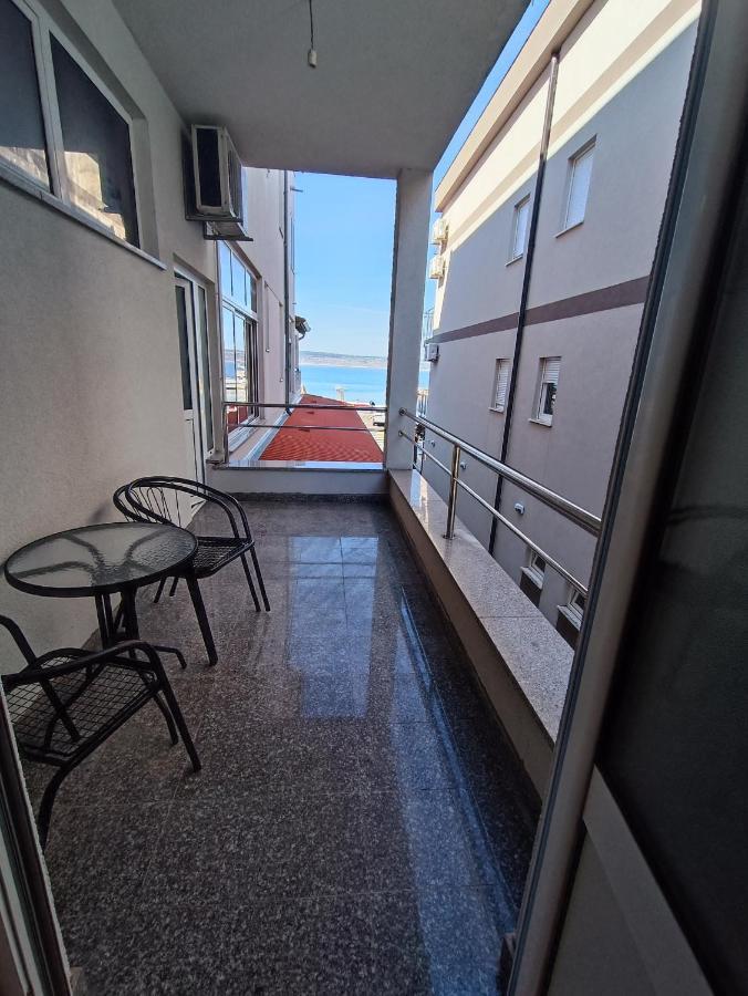 Apartmani Centar Starigrad Paklenica Extérieur photo